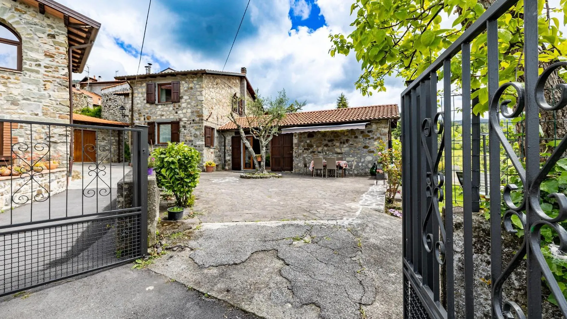 Casa Sant'Anna - In Garfagnana - Happy Rentals Minucciano Διαμέρισμα
