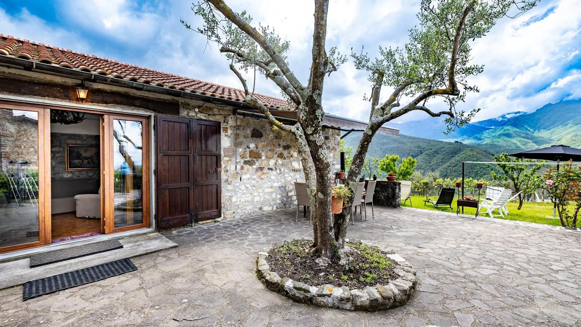 Casa Sant'Anna - In Garfagnana - Happy Rentals Minucciano